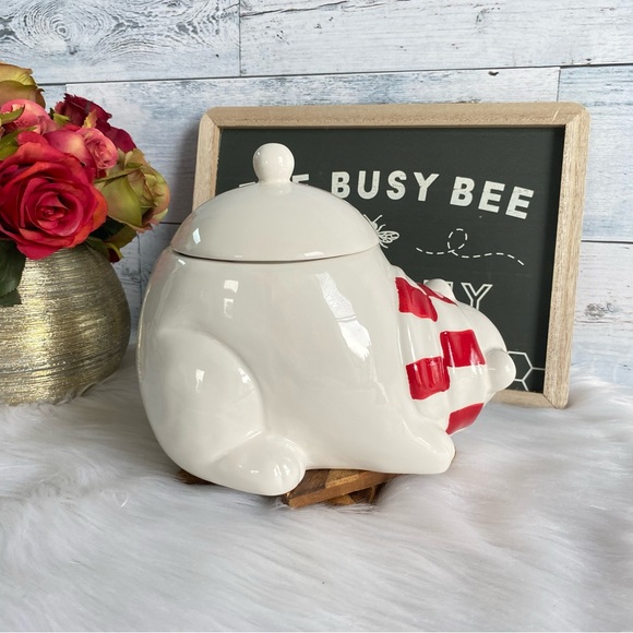 Magenta Blushing Polar Bear Chtistmas Canister - Picture 5 of 13